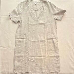 Short sleeved linen dress by The White Company.  Size 12